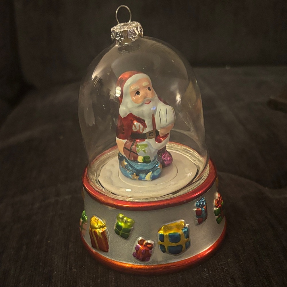 Mr. Christmas Santa Snow Globe Ornament